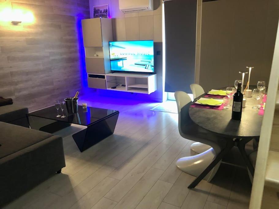 Duplex Atypique 20' De Toulouse Apartment Leguevin Bagian luar foto